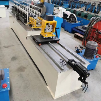 Máquina Formadora De Rollos De Hierro Angular De Acero Ligero