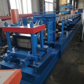 Máquina Perfiladora De Correas En Forma De Z