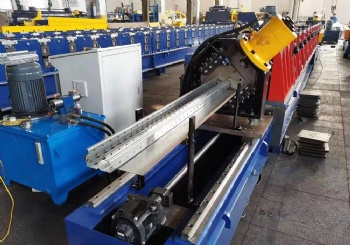 Máquina Formadora De Rollos Verticales De Estante
